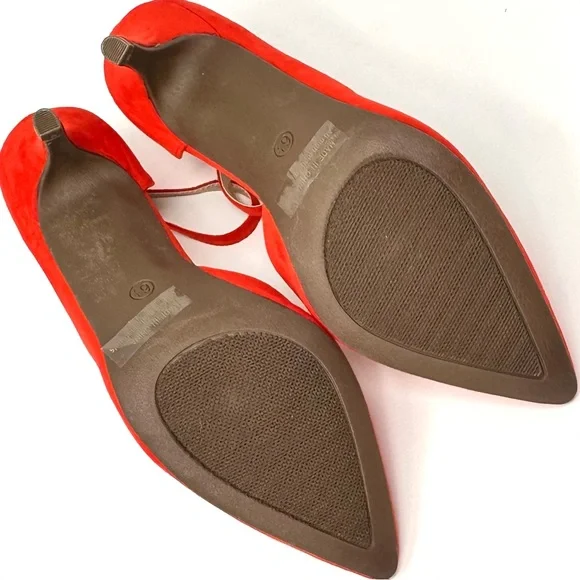 Dream Pairs Women's Red Suede Low Heel Dress Pump - Picture 9 of 11